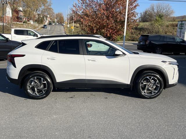 new 2025 Chevrolet Trax car, priced at $25,260