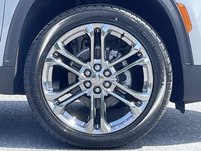 new 2025 Chevrolet Traverse car, priced at $47,815