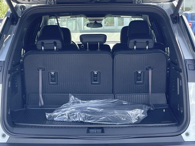 new 2025 Chevrolet Traverse car, priced at $47,815