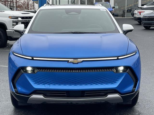 new 2025 Chevrolet Equinox EV car, priced at $44,225