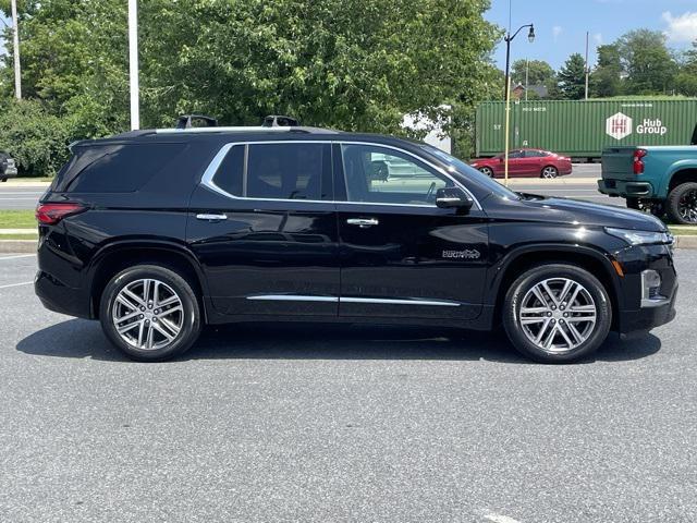 used 2022 Chevrolet Traverse car, priced at $38,900