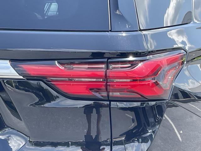 used 2022 Chevrolet Traverse car, priced at $38,900