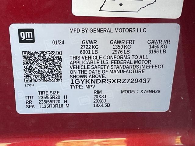 used 2024 Cadillac XT5 car, priced at $39,900