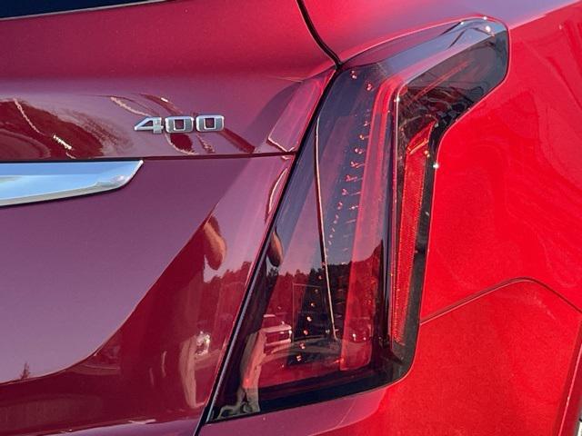 used 2024 Cadillac XT5 car, priced at $39,900