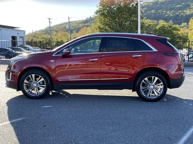 used 2024 Cadillac XT5 car, priced at $39,900
