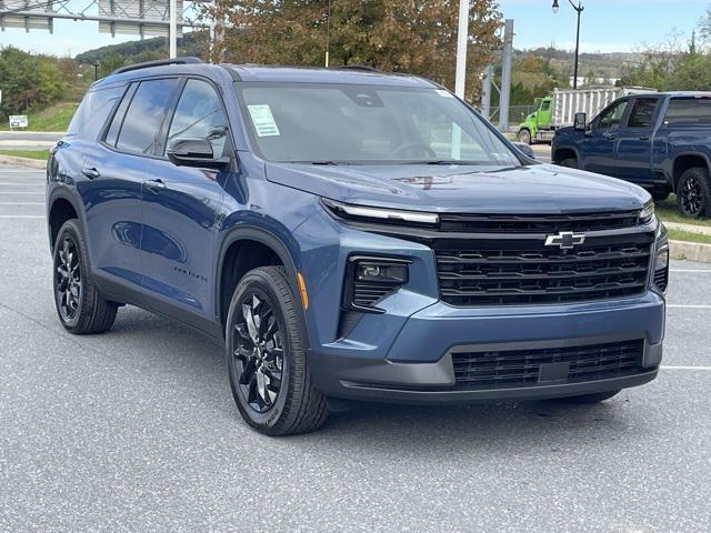 new 2026 Chevrolet Traverse car, priced at $48,130