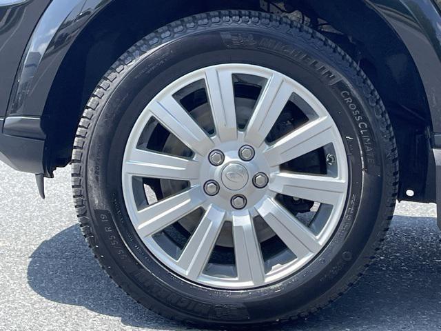 used 2013 Land Rover LR4 car, priced at $10,900