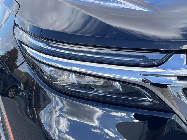 used 2022 Chevrolet Equinox car, priced at $25,900