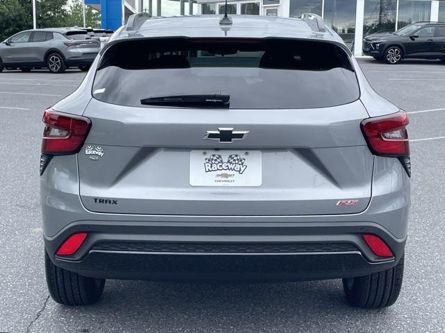 new 2025 Chevrolet Trax car, priced at $26,375