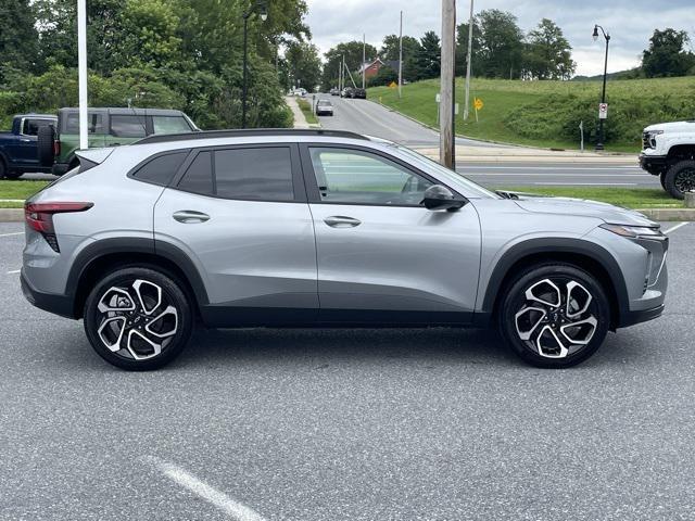 new 2025 Chevrolet Trax car, priced at $26,375