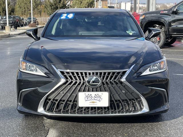 used 2024 Lexus ES 300h car, priced at $40,900