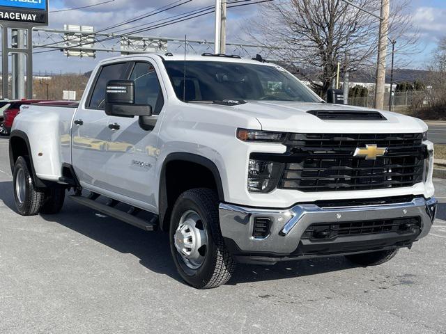 new 2025 Chevrolet Silverado 3500 car, priced at $59,405