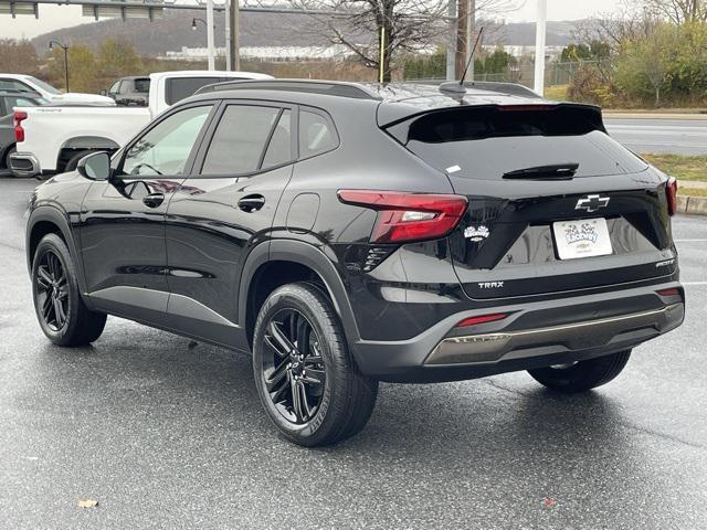 new 2025 Chevrolet Trax car, priced at $26,505