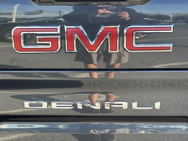 used 2021 GMC Sierra 1500 car, priced at $47,500