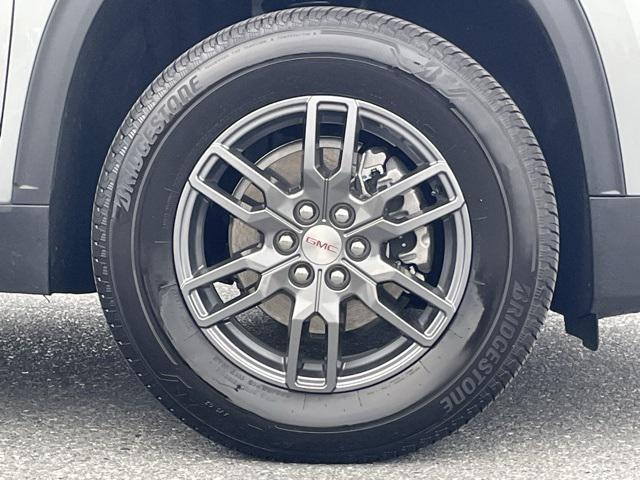 used 2025 GMC Acadia car, priced at $38,900