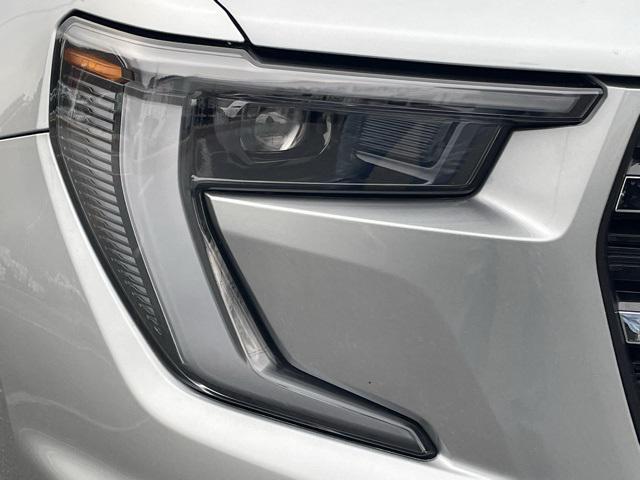 used 2025 GMC Acadia car, priced at $38,900