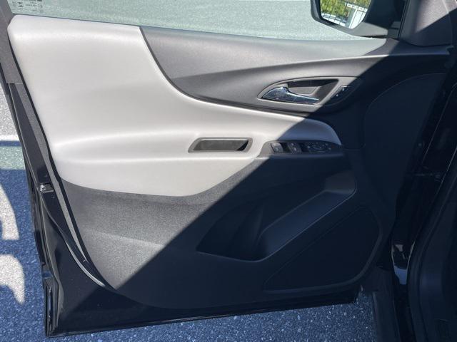 used 2024 Chevrolet Equinox car, priced at $22,900