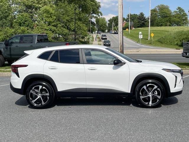 new 2025 Chevrolet Trax car, priced at $24,190