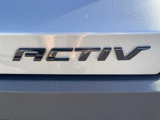 used 2025 Chevrolet Equinox car, priced at $33,900