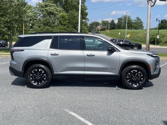 new 2025 Chevrolet Traverse car, priced at $53,070