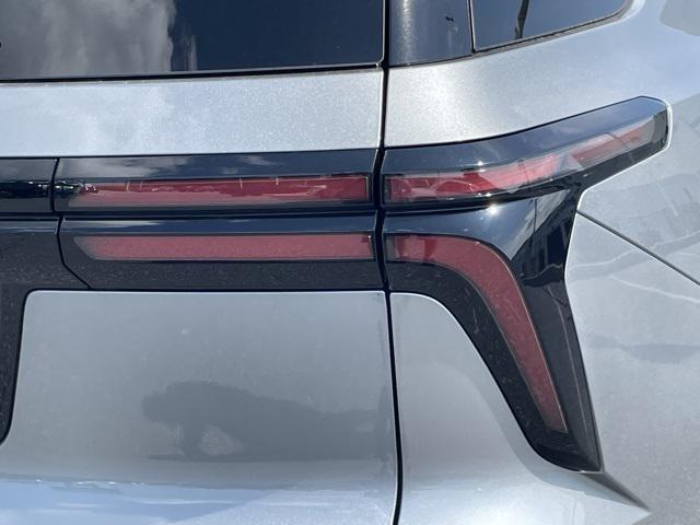 new 2025 Chevrolet Traverse car, priced at $53,070