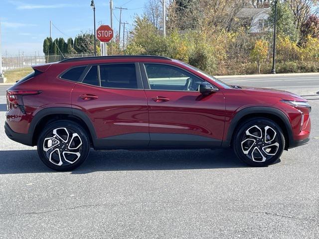 new 2025 Chevrolet Trax car, priced at $27,455