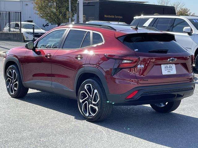 new 2025 Chevrolet Trax car, priced at $27,455