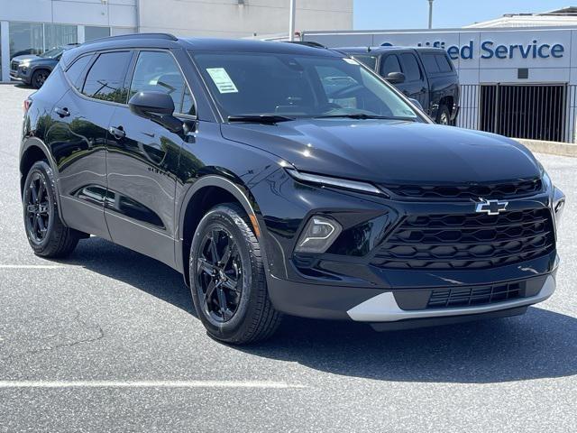 new 2025 Chevrolet Blazer car, priced at $39,555