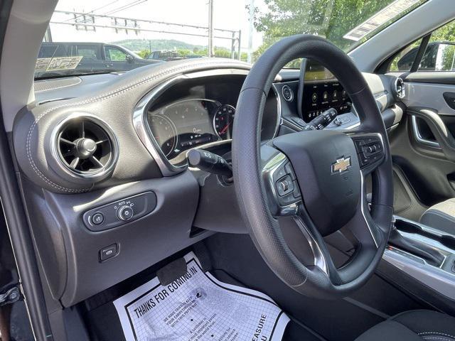 new 2025 Chevrolet Blazer car, priced at $39,555