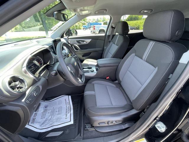 new 2025 Chevrolet Blazer car, priced at $39,555