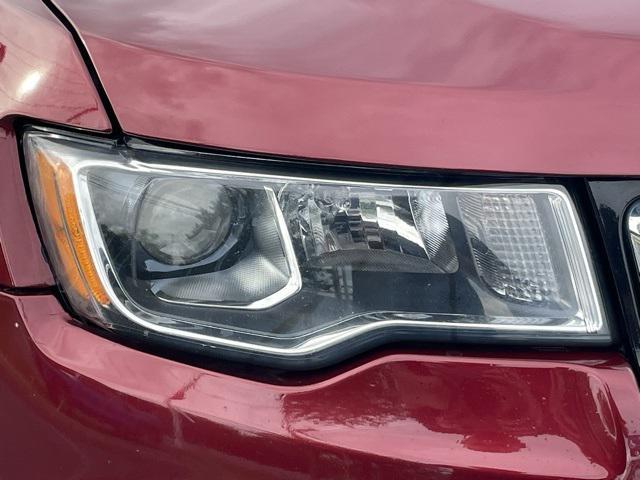 used 2017 Jeep Grand Cherokee car, priced at $12,900