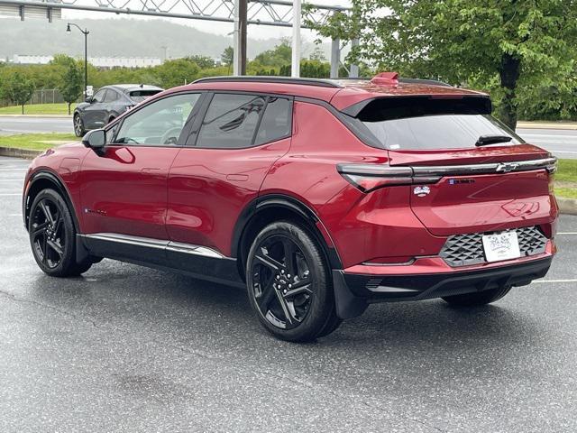 new 2025 Chevrolet Equinox EV car, priced at $40,230