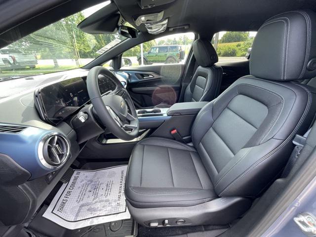 new 2025 Chevrolet Equinox EV car, priced at $38,015