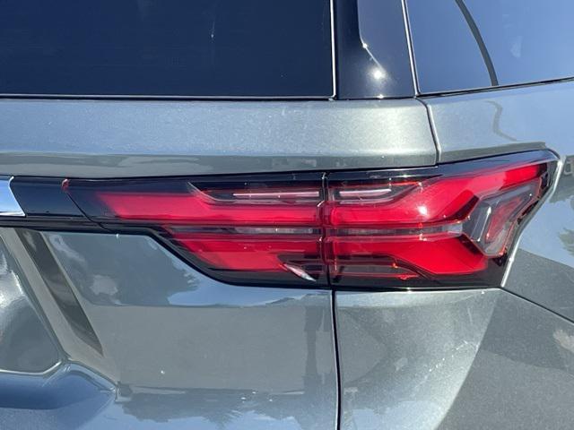 used 2022 Chevrolet Traverse car, priced at $32,900