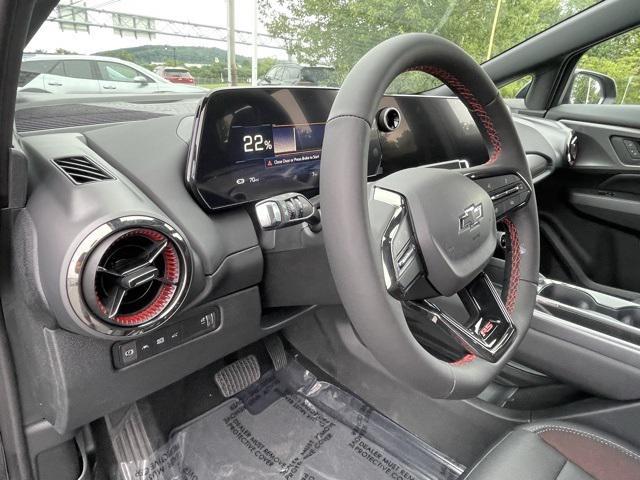 new 2025 Chevrolet Equinox EV car, priced at $39,090