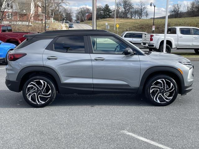 new 2025 Chevrolet TrailBlazer car, priced at $30,990