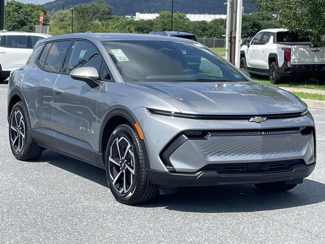 new 2025 Chevrolet Equinox EV car, priced at $33,290