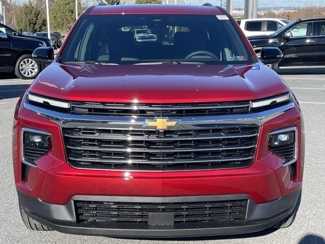 new 2025 Chevrolet Traverse car, priced at $42,840