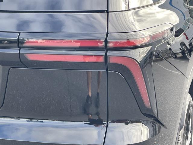 new 2026 Chevrolet Traverse car, priced at $48,525