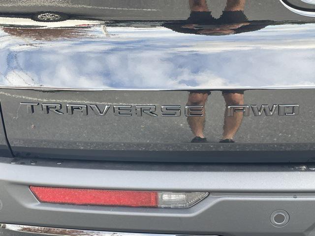 new 2026 Chevrolet Traverse car, priced at $48,525