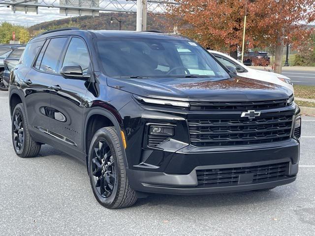 new 2026 Chevrolet Traverse car, priced at $48,525