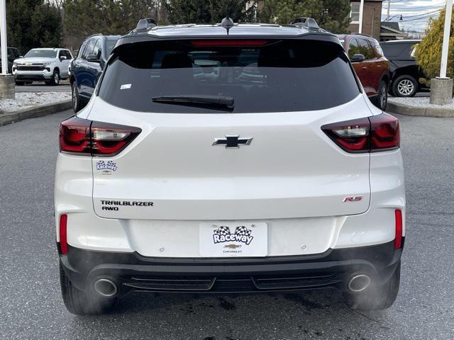 new 2025 Chevrolet TrailBlazer car, priced at $34,325