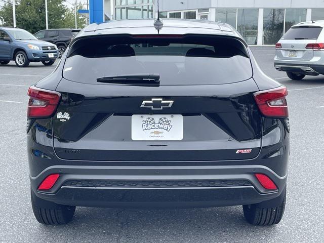 new 2025 Chevrolet Trax car, priced at $24,795