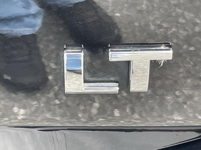 used 2021 Chevrolet Equinox car, priced at $17,900