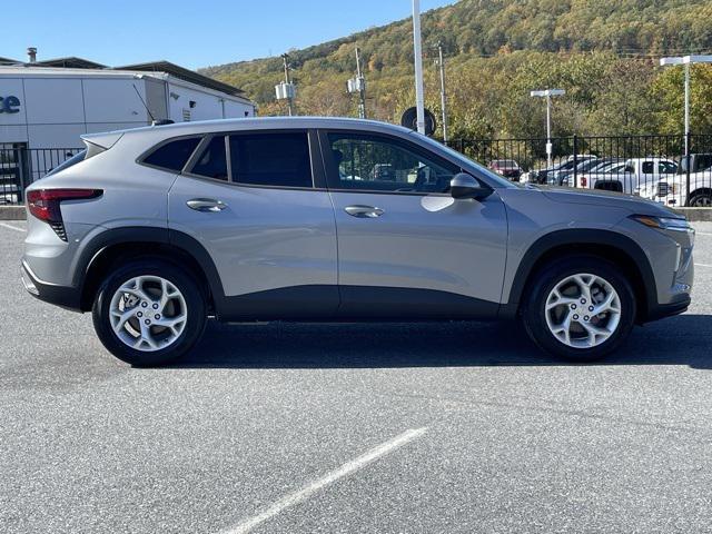 new 2026 Chevrolet Trax car, priced at $23,635
