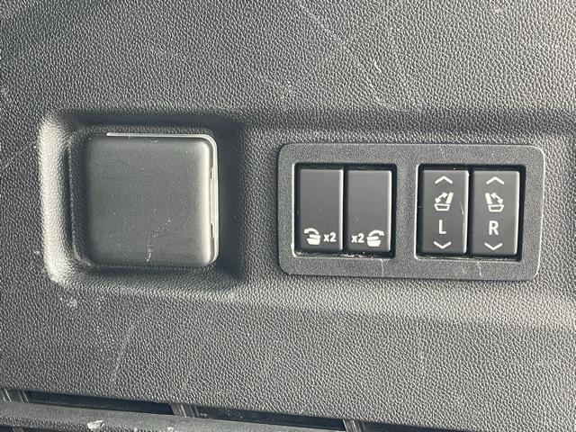 used 2021 Chevrolet Tahoe car, priced at $45,900