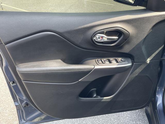 used 2021 Jeep Cherokee car, priced at $21,900