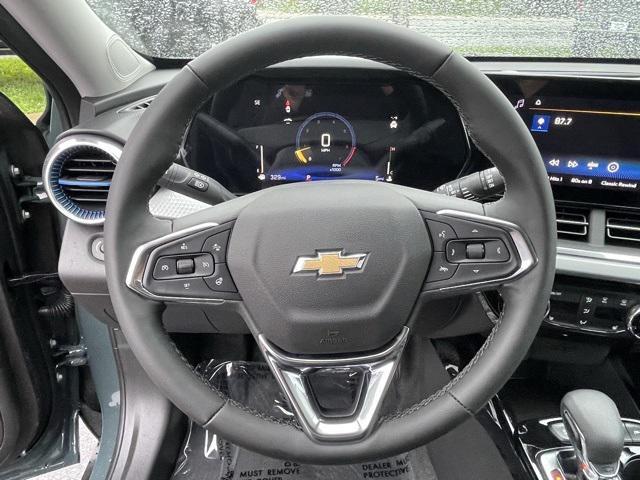new 2025 Chevrolet Trax car, priced at $26,070