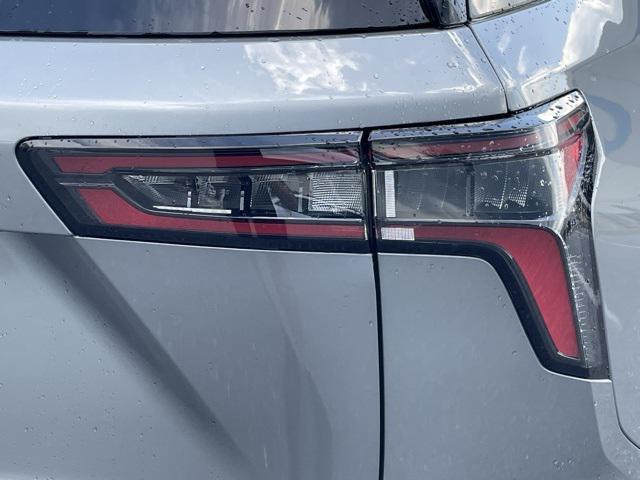 new 2026 Chevrolet Equinox car, priced at $33,635