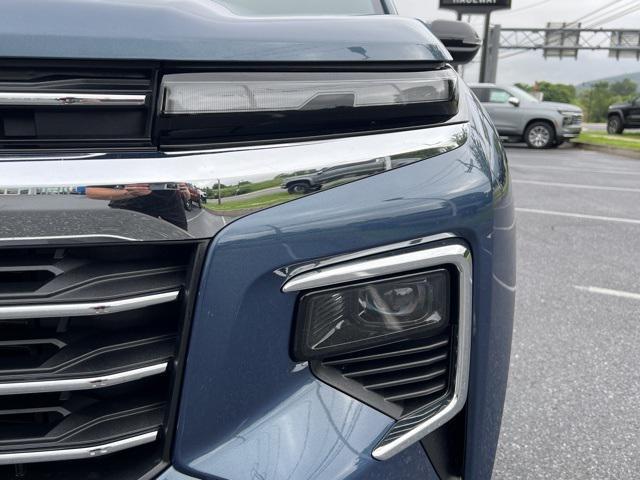new 2025 Chevrolet Traverse car, priced at $43,695